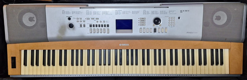 Teclado Piano Yamaha Dgx 620 Profissional