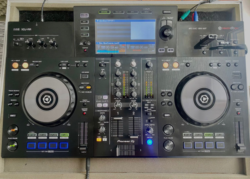 Controlador Pioneer Xdj-rr Preto De 2 Canais