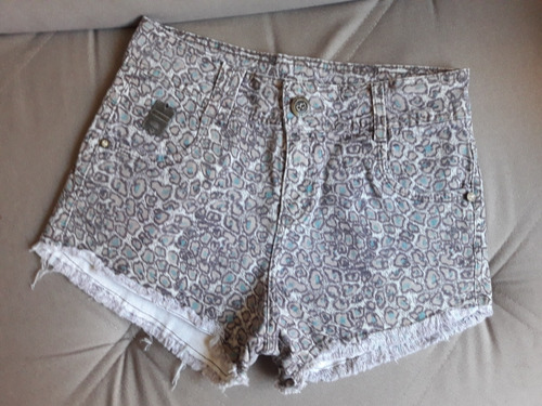 Short Feminino Da Marca Cacau 38