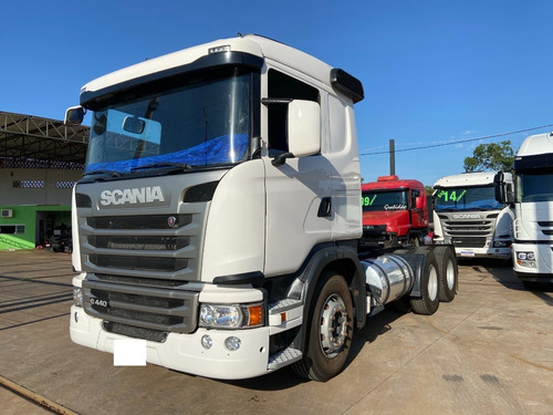 SCANIA 124 G440 6X4 2014 AUTOMÁTICO BUG LEVE 10 PNEUS NOVOS