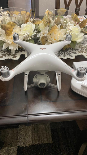 Dron Dji Phantom 4 Pro V2.0