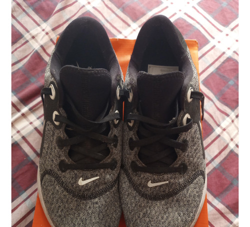 Zapatillas Nike Legend React Gris Y Negro - Talle 43