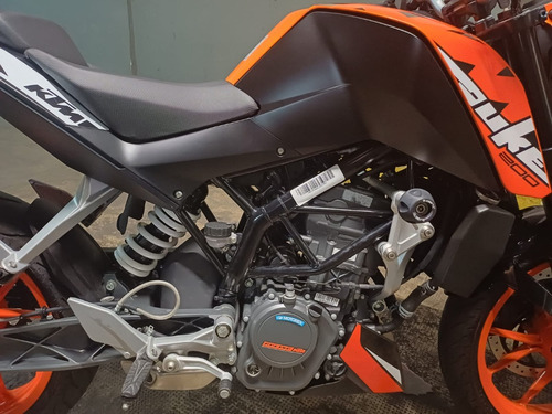 Ktm Naked 200  2.021