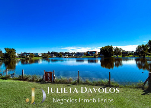 Casa En Venta 5 Ambientes Barrio El Canton Norte A La Laguna Y Con Pileta - Imagen 4