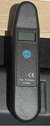 Manómetro Medidor De Presión Digital Neumáticos Auto Moto