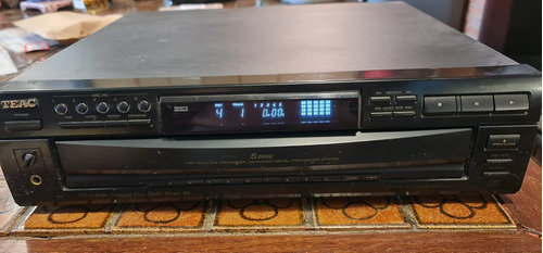 Cd Player Teac Pd-d3000 - 5 Cds