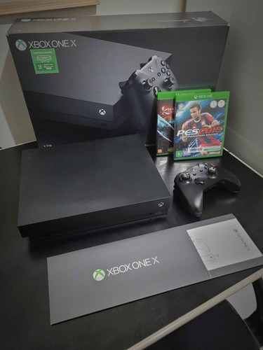 Xbox One X 1tb, 4k Nativo - Completo Na Caixa Com 2 Jogos Originais