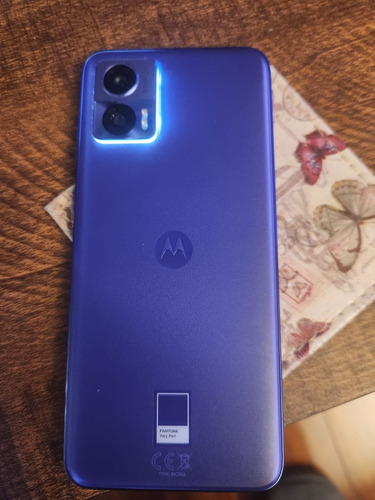 Motorola Edge Violeta