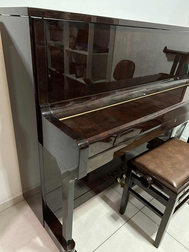 Piano Vertical Fritz Dobbert Modelo Fd121