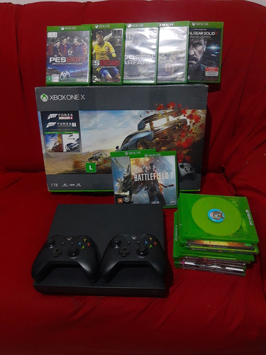 Xbox One X Com 2 Controle 