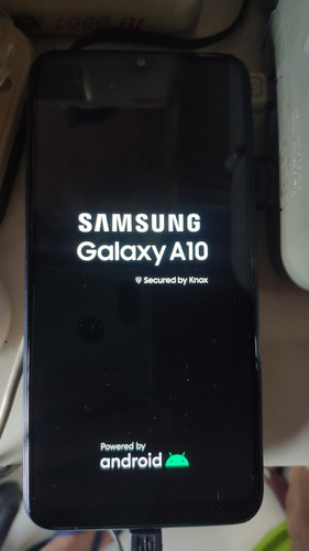 Celular Samsung A10 A105 Defeito Reiniciando P/ Peças No Est