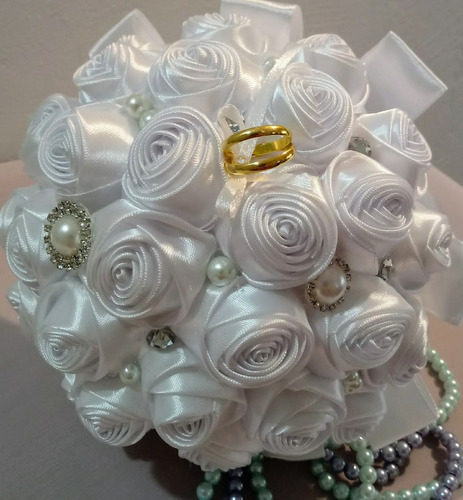 Hermoso Ramo De Novia Con Perlas Y Strass Flores De Raso