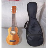 Ukelele Soprano De Caoba Córdoba 15sm