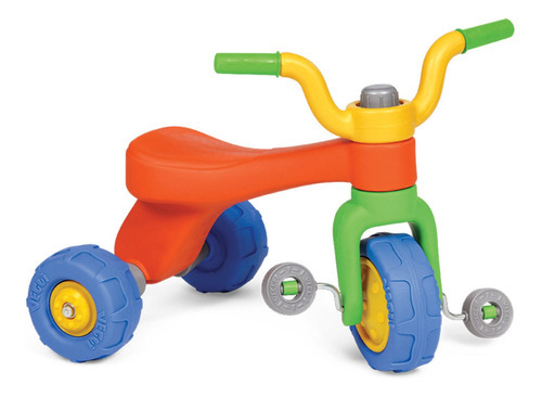 Triciclo Infantil A Pedal Qrio Vegui Juguetes - Rex Color Rojo, Azul, Amarillo, Verde