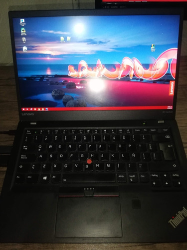 Lenovo X1 Carbon 14    I5 6300 8gb Ram 256gb-ssd