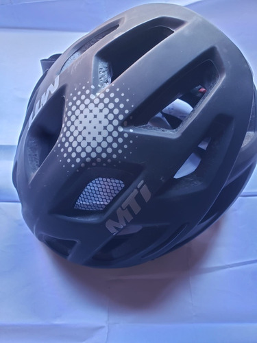 Casco Bicicleta Marca Mti, Con Regulador, Color Negro