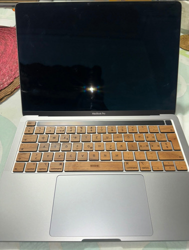 Macbook Pro 2020 13.3 Core I5 8gb 512gb Ssd Color Plateado