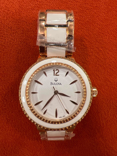 Relógio De Pulso Bulova Rose Gold E Branco - Sem Uso