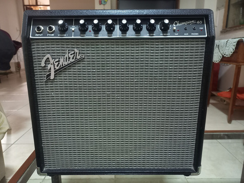 Amplificador Fender Champion 40