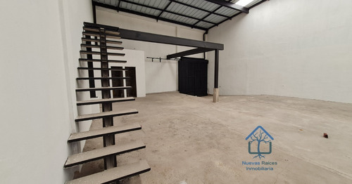 Amplia Bodega Con Doble Entrada En Villavicencio - Imagen 3
