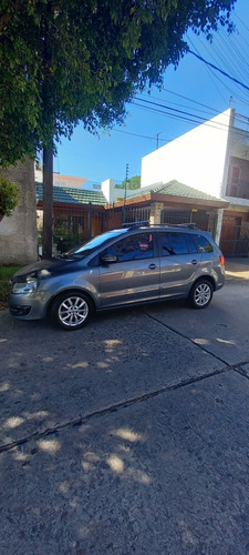 Volkswagen Suran 2012 1.6 Highline Con Gnc 101cv 11c 