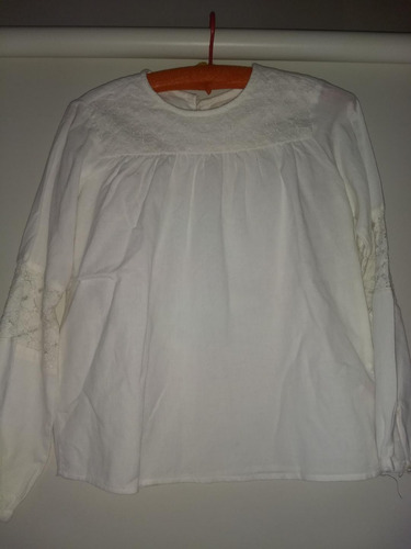 Blusa T 10 -11    ALG- Encaje---una Belleza!!!! Importada