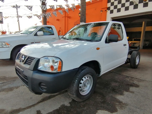 Nissan Np300 2009