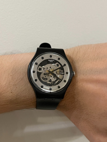 Reloj Swatch Unisex Silver Glam (suoz147) Corazon Abierto
