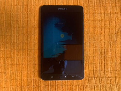 Tablet Samsung Sm T285m Tela Trincada, Para Reparo Ou Peças