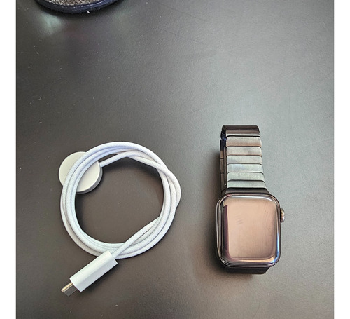 Apple Watch  Series 6 (gps+cellular) - Com Pulseira Metal