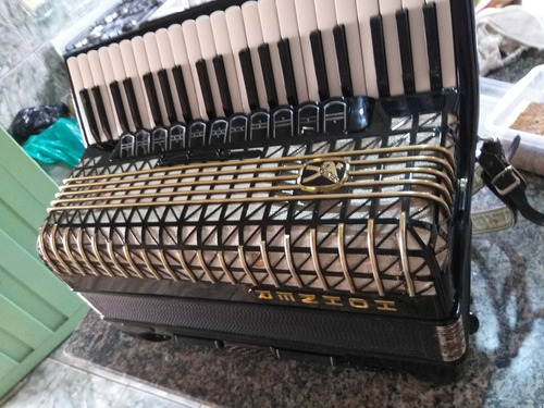 Acordeon Hohner