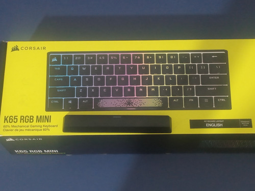 Teclado Gamer Mecânico Corsair K65 Mini Rgb