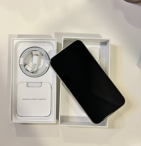 Apple iPhone 11 (64 Gb) - Branco Em Ótimo Estado, Bateria Ok