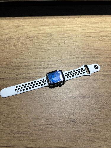 Apple Watch Series 6, 40mm Gps