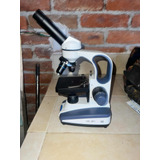 Microscopio Monocular Biológico.