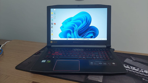 Notebook Gamer Acer Predator Helios 300 - G3-572-75l Corei7 