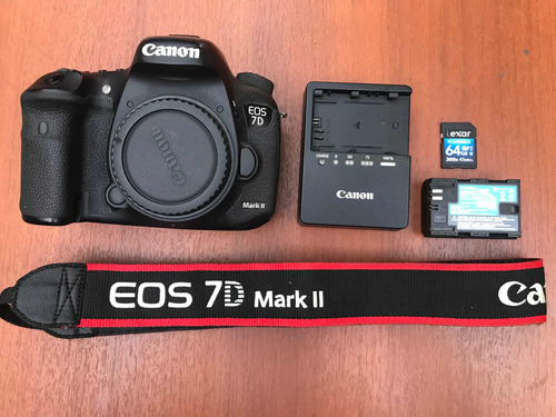 Canon Eos 7d Mark Ii (body Y Accesorios)