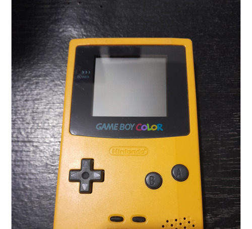 Game Boy Colors Amarilla Con Tapa De Pilas Trasera