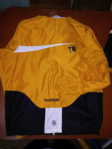 Vendo Conjunto Deportivo