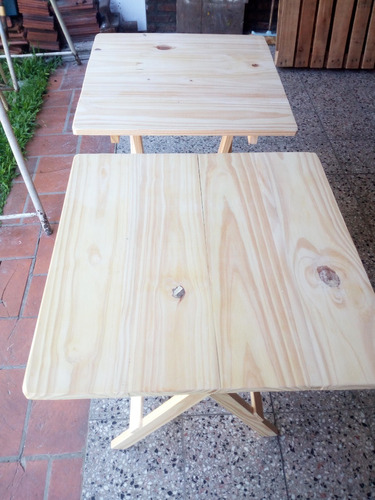 Mesa Plegable Super Reforzada Pino. 60x60 Cm Altura 75 Cm.