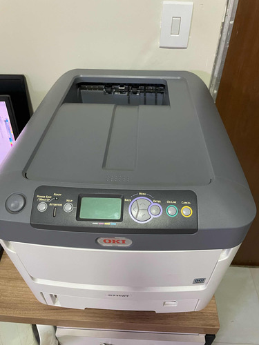 Impressora Oki C711wt Toner Branco Ideal Para Transfer Usada