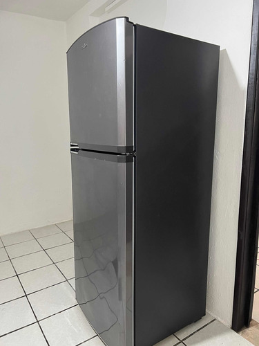 Refrigerador Mabe Mod. Rme1436v. Dos Años De Uso, Excelente