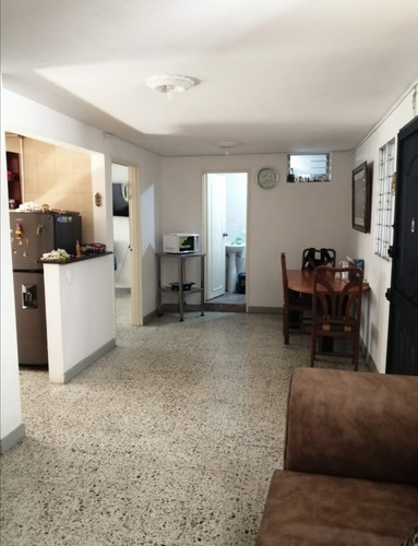 Amplia Casa Sgndo Piso 80mt2 Cerca Al Parque Villa Hermosa 