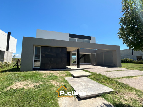 Casa A Estrenar En Costas Puertos Escobar Pileta Laguna Cochera - Imagen 3
