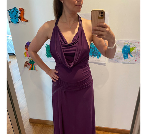 Vestido De Fiesta Clor Violeta Con Espalda Descubierta