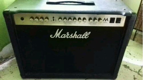 Equipo De Guitarra Marshall Ma100c Valvular 100w 2x12