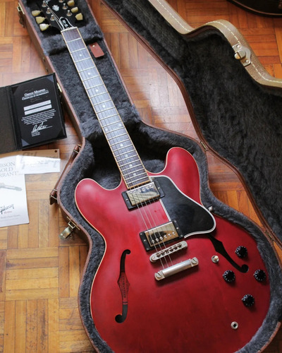 Guitarra Eléctrica Gibson Es-335 Dot Satin Cherry 2013