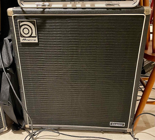 Caixa Ampeg Classic Svt-410he P/ Baixo 4x10 500w Americana.