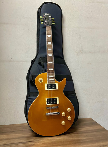 Gibson Les Paul Slash Victoria Goldtop Relic (chinesa)