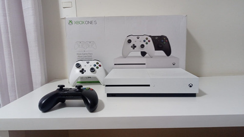 Microsoft Xbox One S 1tb Standard Cor  Branco